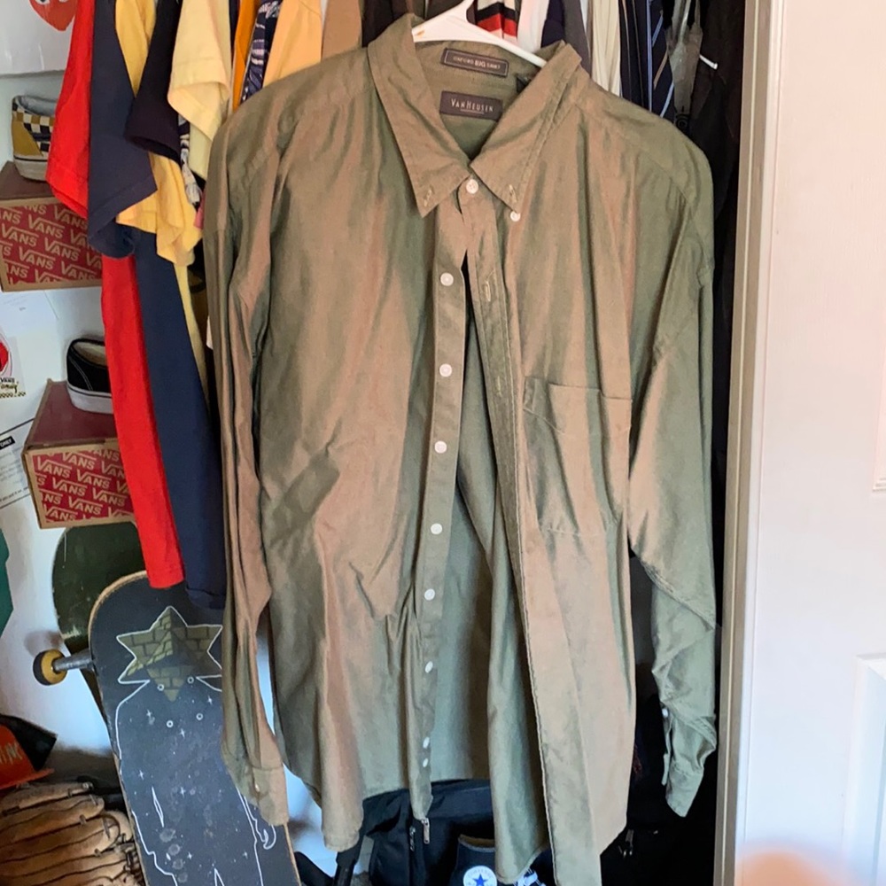 VAN HEUSEN shirt